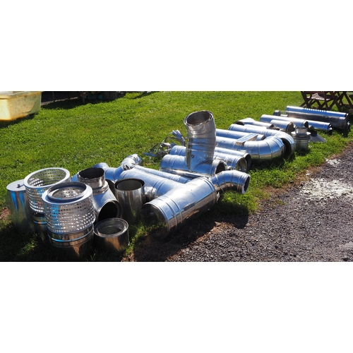 664 - Large quantity of flue pipe