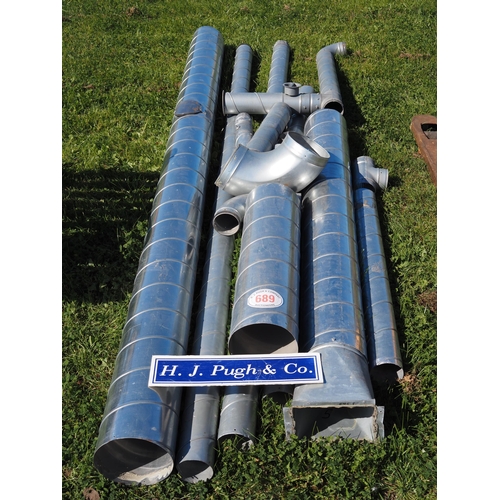 689 - Quantity of flue pipe