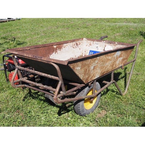 717 - 2 Wheel wheelbarrow