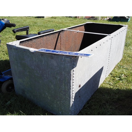 781 - Riveted galvanised water tank 6 x 2½ft