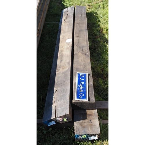 1271 - Oak beams average 3.1m x 200x70 - 3