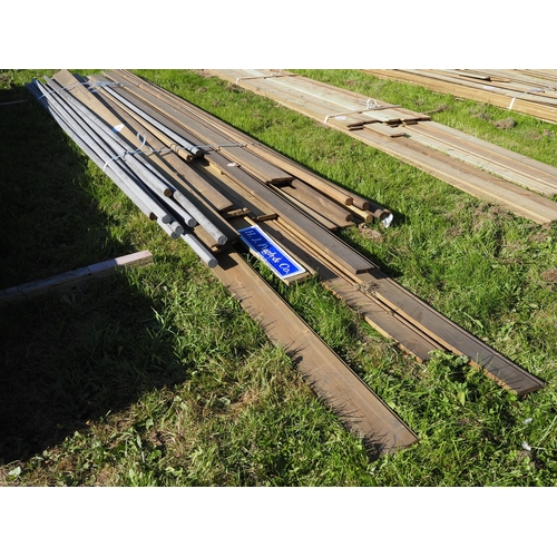 1296 - Rails and boards, mixed, average 4.0m