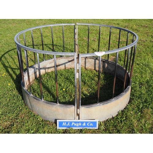 1508 - Sheep ring feeder