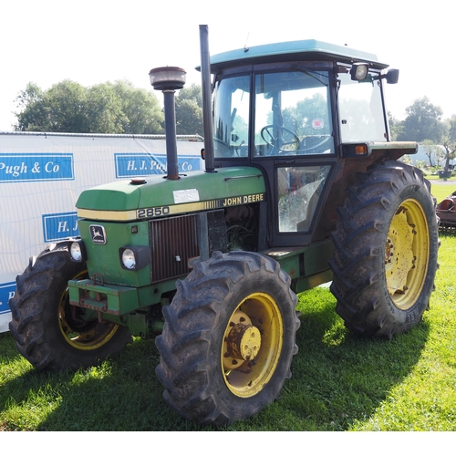 1657 - John Deere 2850 4WD tractor, runs and drives 8791 hours showing, good rear tyres, spare back window