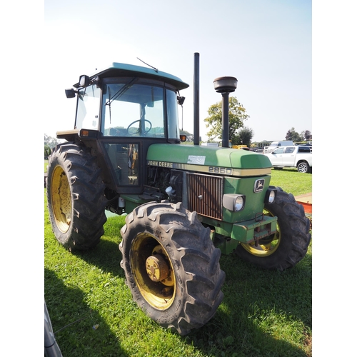 1657 - John Deere 2850 4WD tractor, runs and drives 8791 hours showing, good rear tyres, spare back window