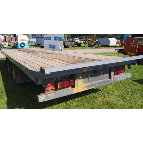 1671 - Twin axle flatbed trailer 26ft