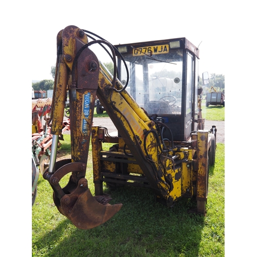 1759 - Thwaites Alldig 100 digger. Run and drives, 3 in 1 front bucket together with rear back actor arm an... 