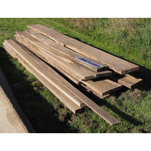 1331 - Oak boards average 3.0m - 19