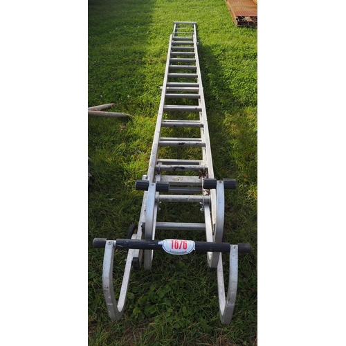 1676 - Aluminium ladder