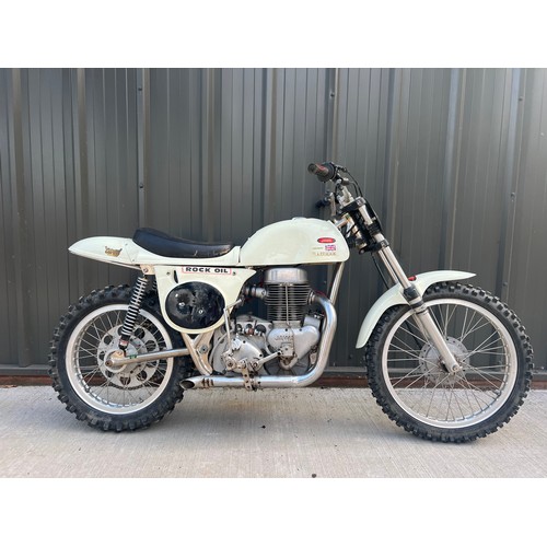 1000 - Jawa Metisse 2 valve scrambler. 1964/5. 500cc
Runs and rides, comes with Quaife gearbox.
No docs