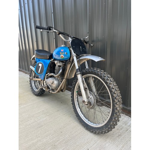 1002 - Cheney BSA scrambler. 1963/4. 500cc.
Runs and rides, recently raced.
No docs