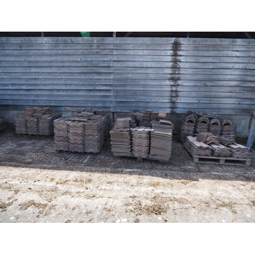 127 - Large quantity of concrete and other roof tiles