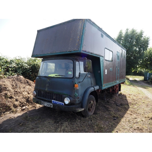 341 - Bedford TK horse lorry. Partly converted into living accommodation. Reg. MTF 390X. No key