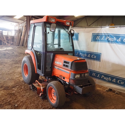 338 - Kubota ST30 commercial mower with collector. Showing 2959 hours.  Runs and drives.  Keys