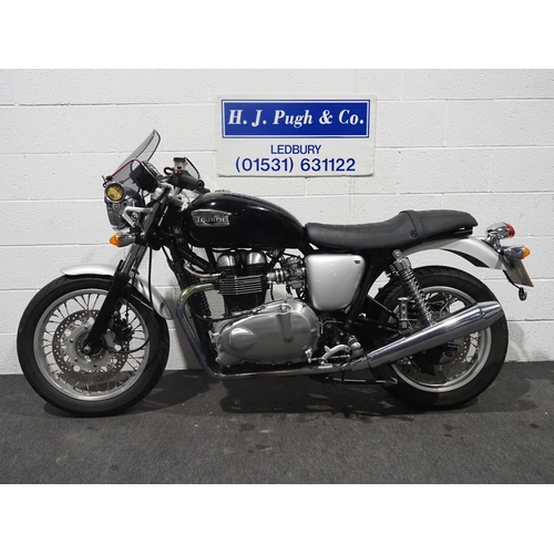1036 - Triumph Thruxton motorcycle. 2006. 865cc.
Runs and rides, was ridden to the saleroom. Was used as a ... 