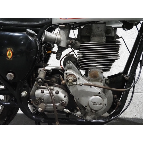 824 - BSA DBD34 Goldstar motorcycle. 1959. 
Frame no. CB32 10811
Engine no. DBD.34.GS.B323
Factory matchin... 