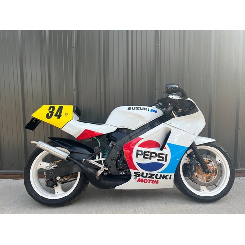 857 - Suzuki RGV250 racing bike. 1989. 249cc.
Recently restored, VJ21A model, Jolly Lolly exhausts, Nitron... 