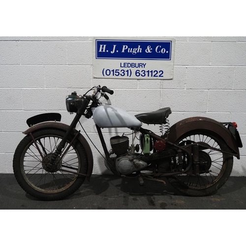 1053 - BSA Bantam D1 motorcycle. 1962.
Frame no. BD2 78978
Engine no. DDB 17741
Engine turns over with comp... 