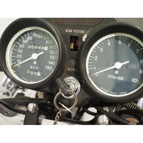 1064 - Suzuki GT550 motorcycle. 1975. 553cc. 
Frame No. GT550-61615
Engine No. 64762
Runs and rides. 
Reg. ... 