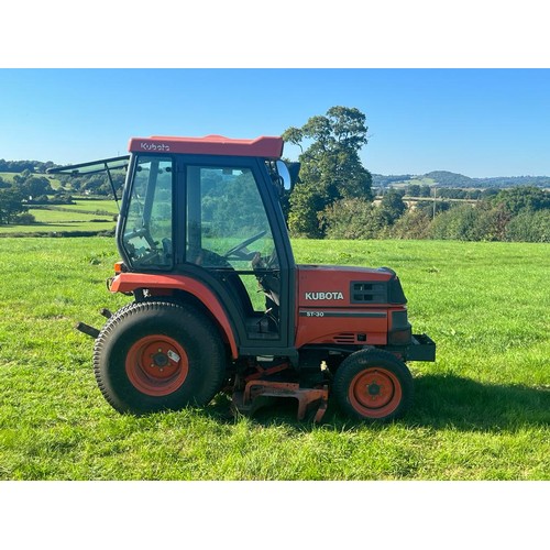 338 - Kubota ST30 commercial mower with collector. Showing 2959 hours.  Runs and drives.  Keys