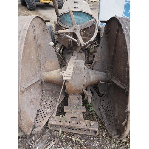 292 - Fordson standard N tractor, wide wing, raised pto Unusual vaporising manifold. barn stored, reg NPP ... 