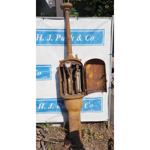 350 - G&B Anglo American hand petrol pump