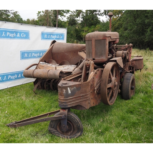 509 - Early International pick up baler with International cub engine