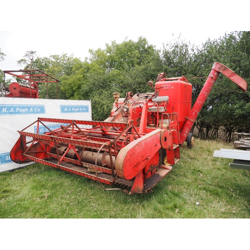 511 - Massey Ferguson 788 tanker combine. Runs and drives, 10ft header. Reg NAC 739. No docs