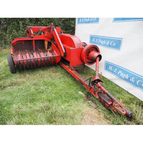 534 - Massey Ferguson 703 baler. Working order