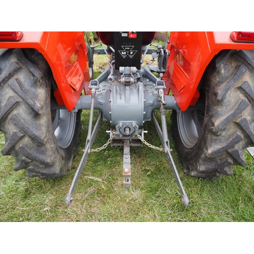 536 - Massey Ferguson 135 tractor. Older restoration, lights need rewiring, runs and drives well