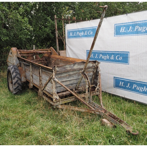 539 - Ferguson farmyard manure spreader, badged