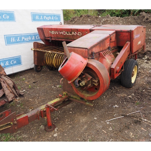 591 - New Holland 286 super hayliner baler. C/w operators manual and parts book