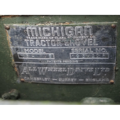 601 - Michigan 75A D/S loading shovel, showing 2627 hours, sn 193-228. Reg. HBD 607N, runs and drives well