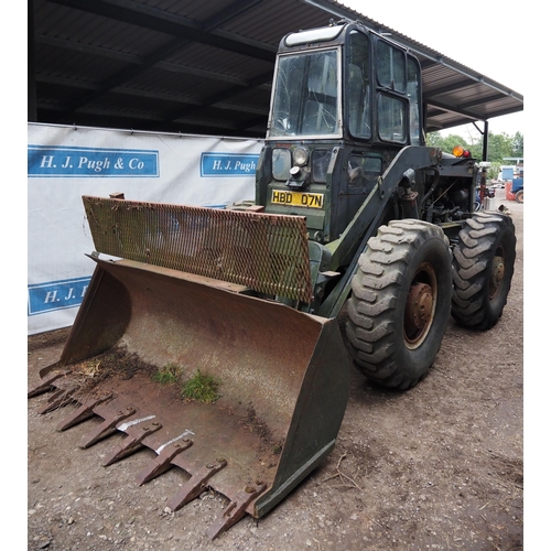 601 - Michigan 75A D/S loading shovel, showing 2627 hours, sn 193-228. Reg. HBD 607N, runs and drives well