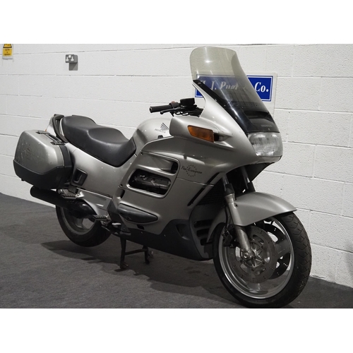 1103 - Honda Pan European ST 1100 motorcycle. 1991. 1099cc. 
Runs and rides, MOT until 12/9/24. New battery... 