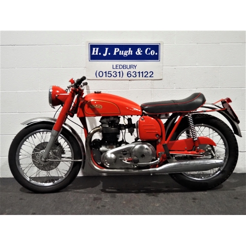 820 - Norton Dominator 99 motorcycle. 1957. 600cc.
Frame No. M1473318
Engine No. M14 70802. Does not match... 