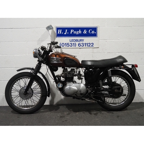 822 - Triumph Tiger 90 motorcycle. 1960. 500cc.
Frame No. H2668. Does not match V5. 
Engine No. H43424. 
E... 