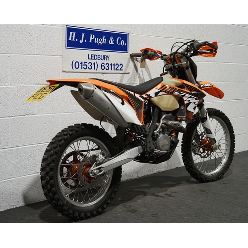 899A - KTM 350 motocross bike. 2012. 347cc.
Runs and rides, MOT until 11/9/24. Has had little use over the ... 