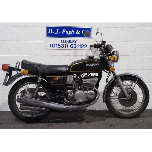 999A - Suzuki GT380 motorcycle. 1977. 371cc.
Runs and rides, ridden 30 miles to the sale room. Reg. TPF 575... 