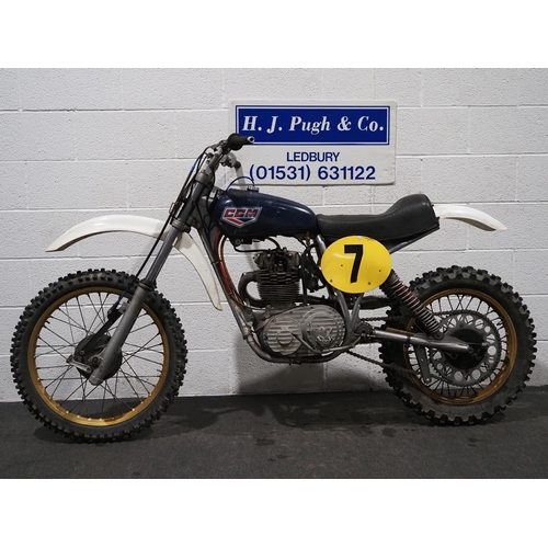 1001A - CCM scrambler. 1974. 500cc.
Runs and rides, raced 4 weeks ago