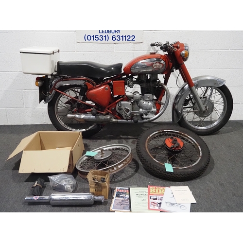 1068 - Enfield India motorcycle. 1977. 350cc.
Frame no. 165602
Engine no. 165602
Complete but has not run f... 
