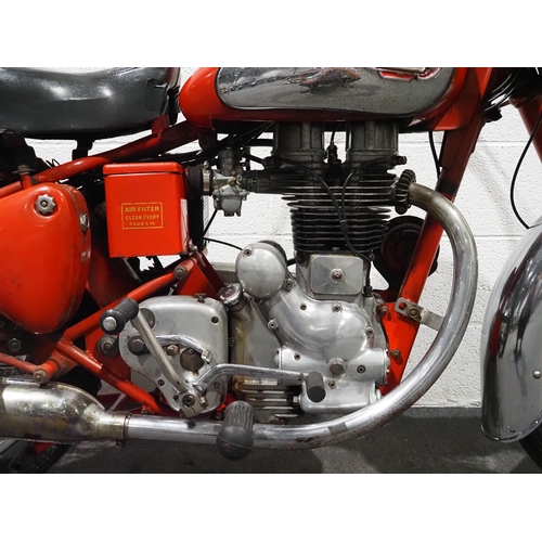 1068 - Enfield India motorcycle. 1977. 350cc.
Frame no. 165602
Engine no. 165602
Complete but has not run f... 