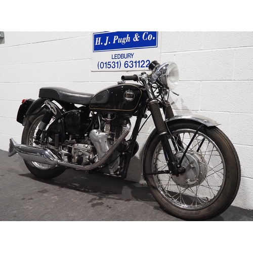 833A - Velocette Viper motorcycle. 1960. 350cc.
Engine no. VR2872
Engine turns over with good compression. ... 
