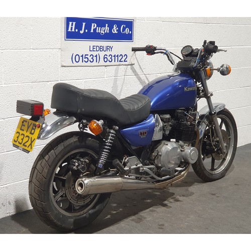 988 - Kawasaki Z1000 LTA motorcycle, 1982. 1000cc.
Engine turns over but will need recommissioning. Has be... 