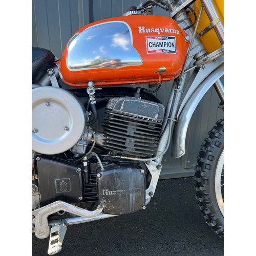 1002A - Husqvarna CR450 motorcycle. 1972. 450cc.
Number board signed by Malcolm Smith and featured in classi... 