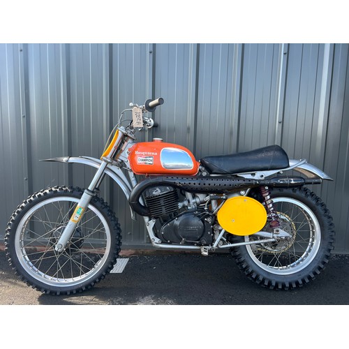 1002A - Husqvarna CR450 motorcycle. 1972. 450cc.
Number board signed by Malcolm Smith and featured in classi... 