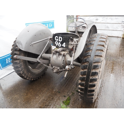 101 - Ferguson T20 tractor. 1948/9. Petrol TVO, on grass tyres. Runs and drives. Reg. GDR 964. No docs