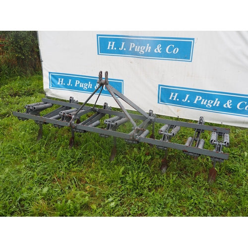 106 - Ferguson spring tine cultivator