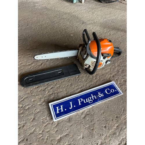 148 - Stihl MS171 chainsaw. Runs