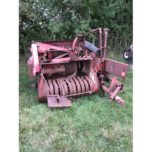 563 - David Brown Albion pick up baler. SN- 193